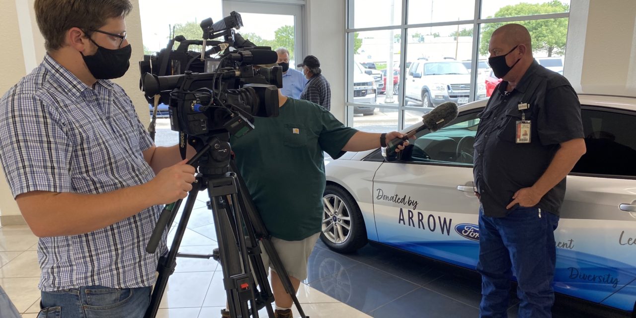 Arrow Ford donates car to AISD CTE program